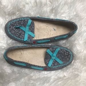 Ugg | Cute gray and teal loafers size 6